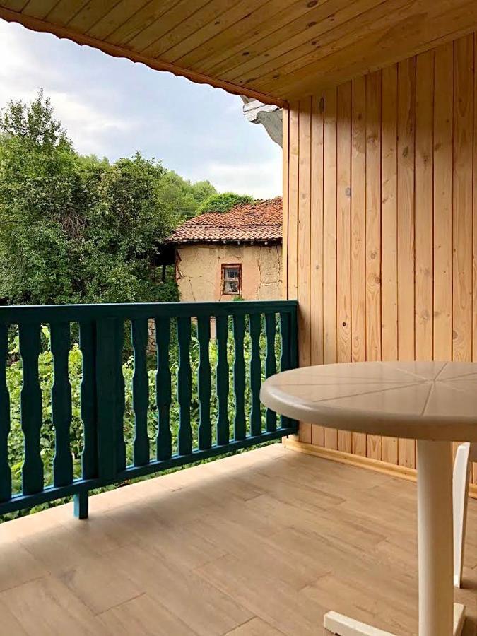 Цяла Ваканционна Къща- Florina Houses Hotel Goranovtsi Exterior photo